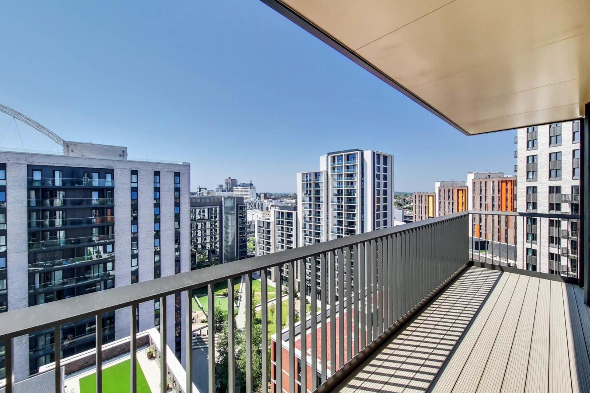 Botanical-Inspired Apartments At Repton Gardens Right In The Heart Of Wembley Park Лондон Екстер'єр фото