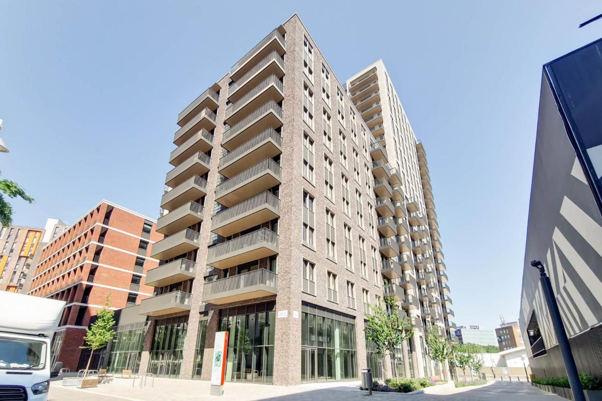 Botanical-Inspired Apartments At Repton Gardens Right In The Heart Of Wembley Park Лондон Екстер'єр фото
