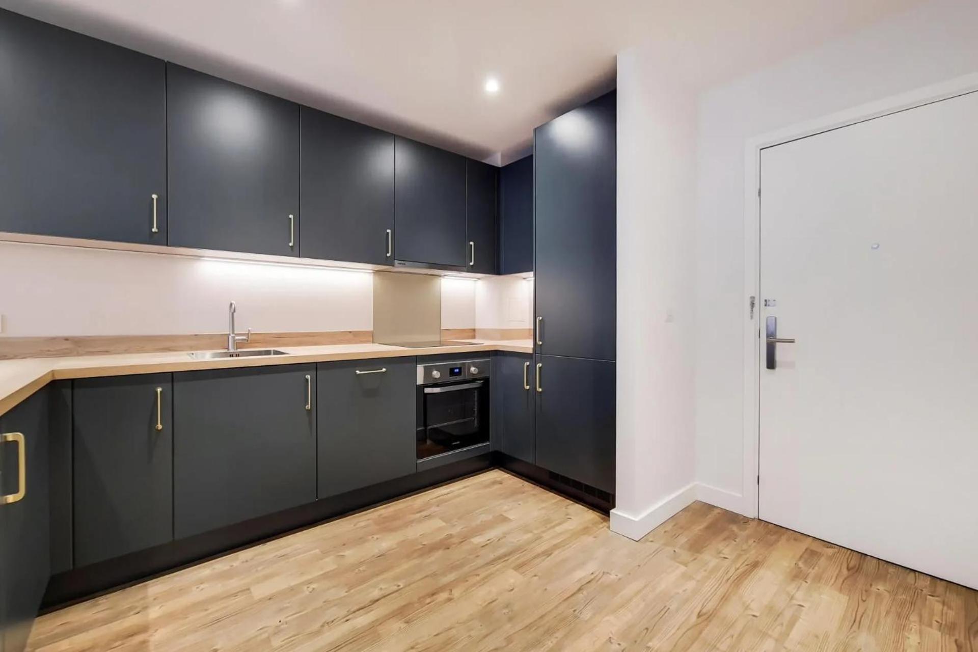 Botanical-Inspired Apartments At Repton Gardens Right In The Heart Of Wembley Park Лондон Екстер'єр фото