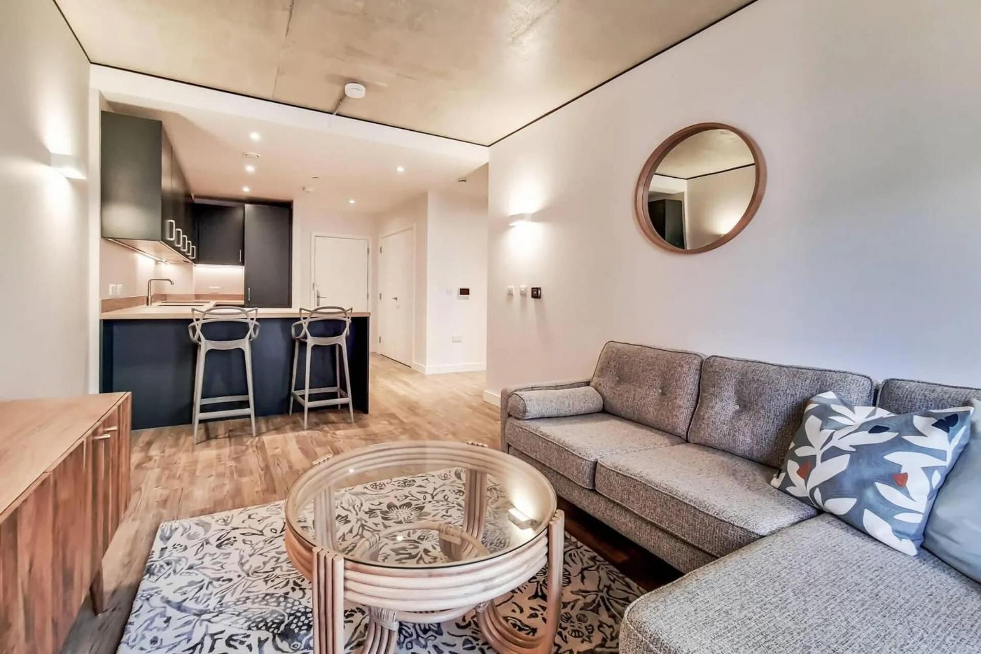 Botanical-Inspired Apartments At Repton Gardens Right In The Heart Of Wembley Park Лондон Екстер'єр фото